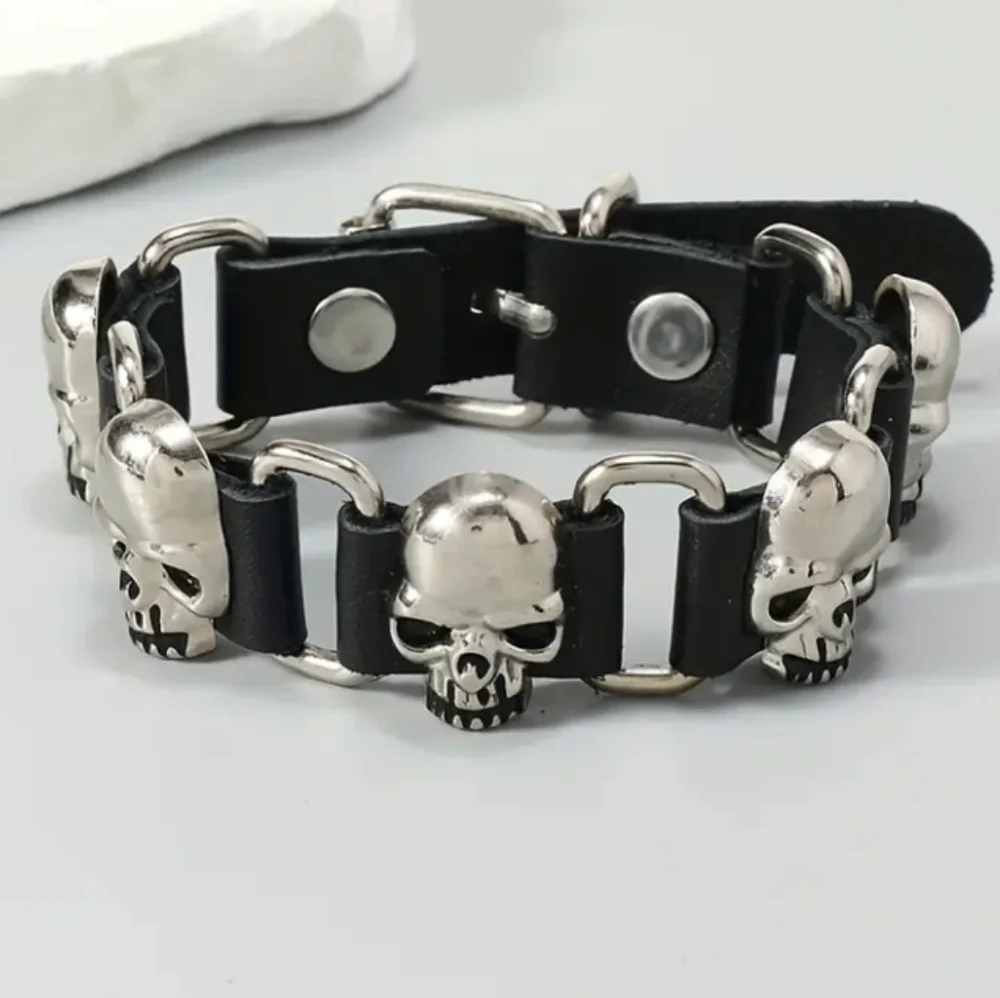 N/A black leather